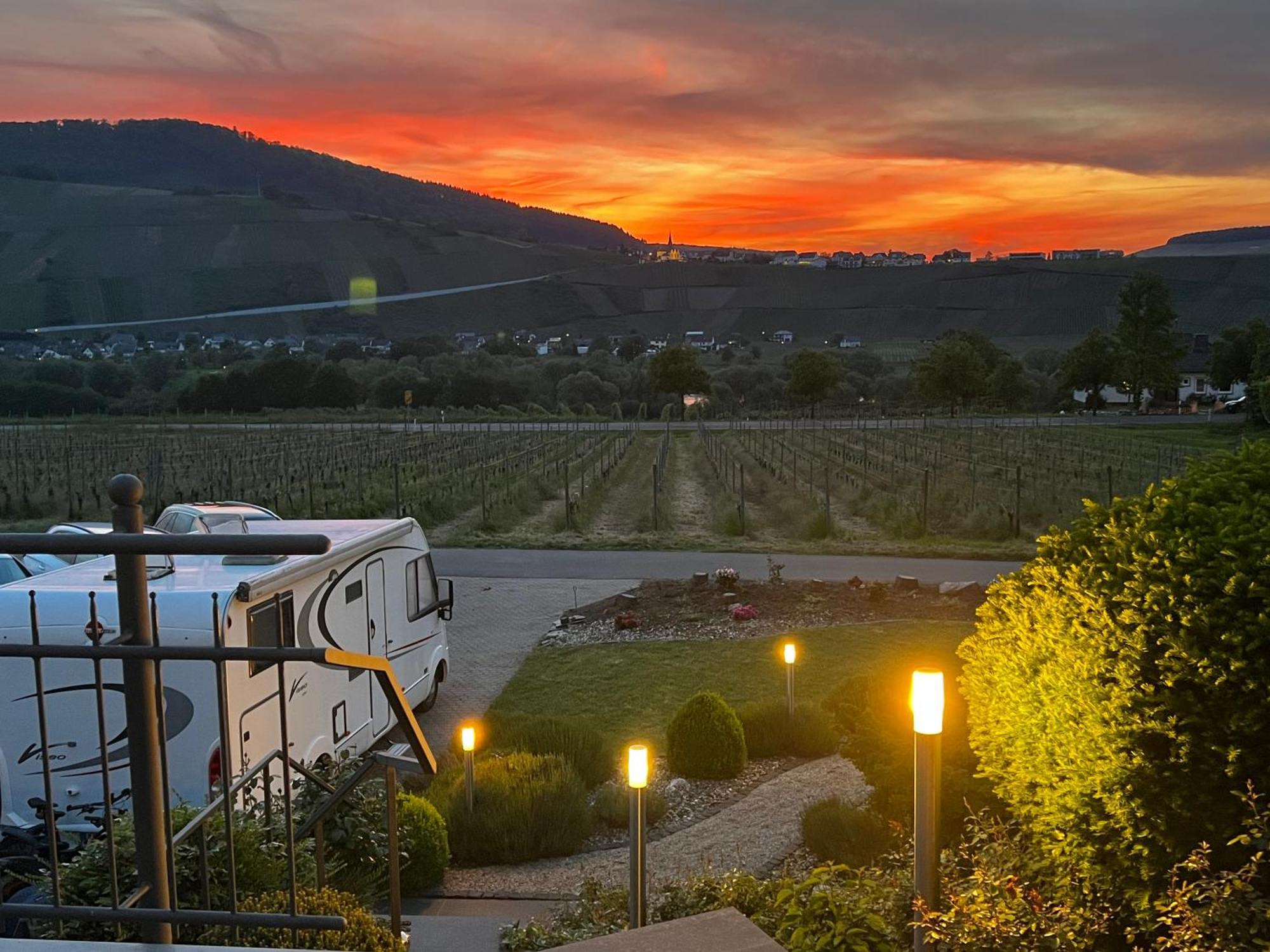 Weingut Bastian Hotel Brauneberg Exterior photo