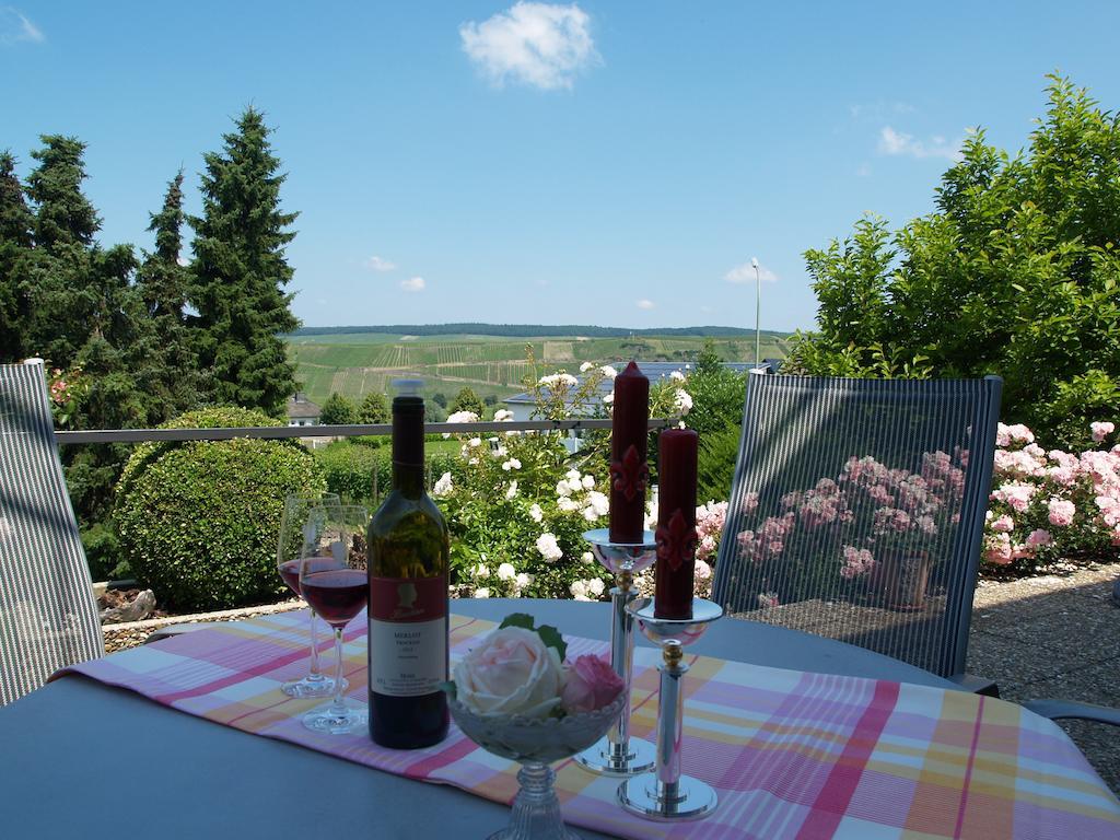 Weingut Bastian Hotel Brauneberg Exterior photo